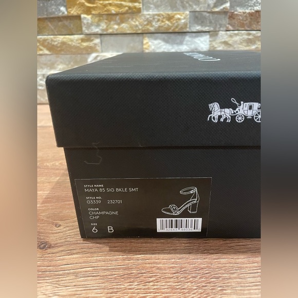 Coach Retail Maya Sandals Size US6 - Picture 6 of 11